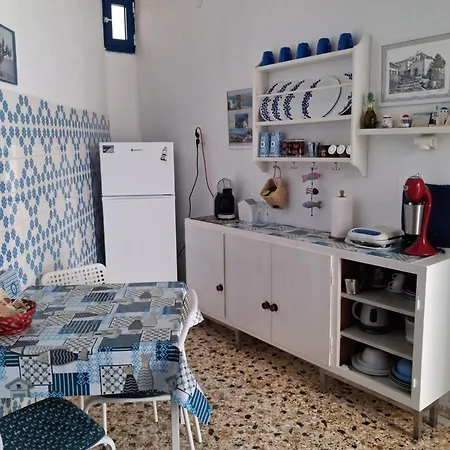 Cycladic House White And Blue In Kato Chora Casa vacanze Serifos Town