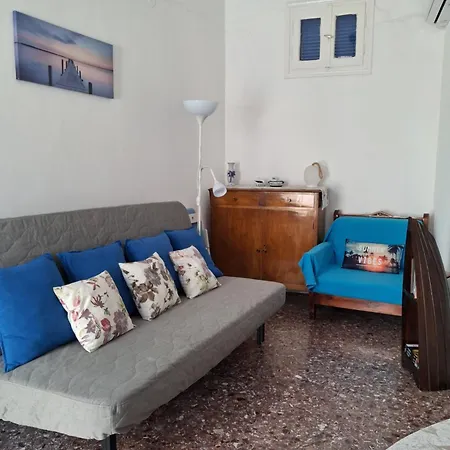 Cycladic House White And Blue In Kato Chora *